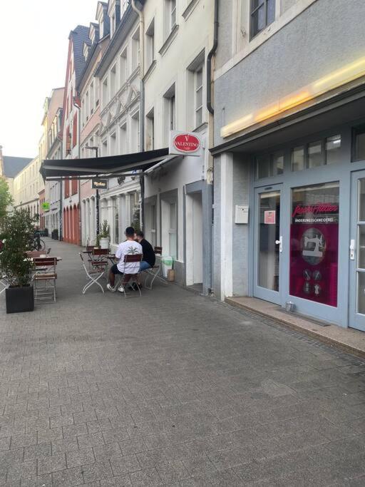 Schoene Und Gemuetliche In Zentrum Apartament Trewir